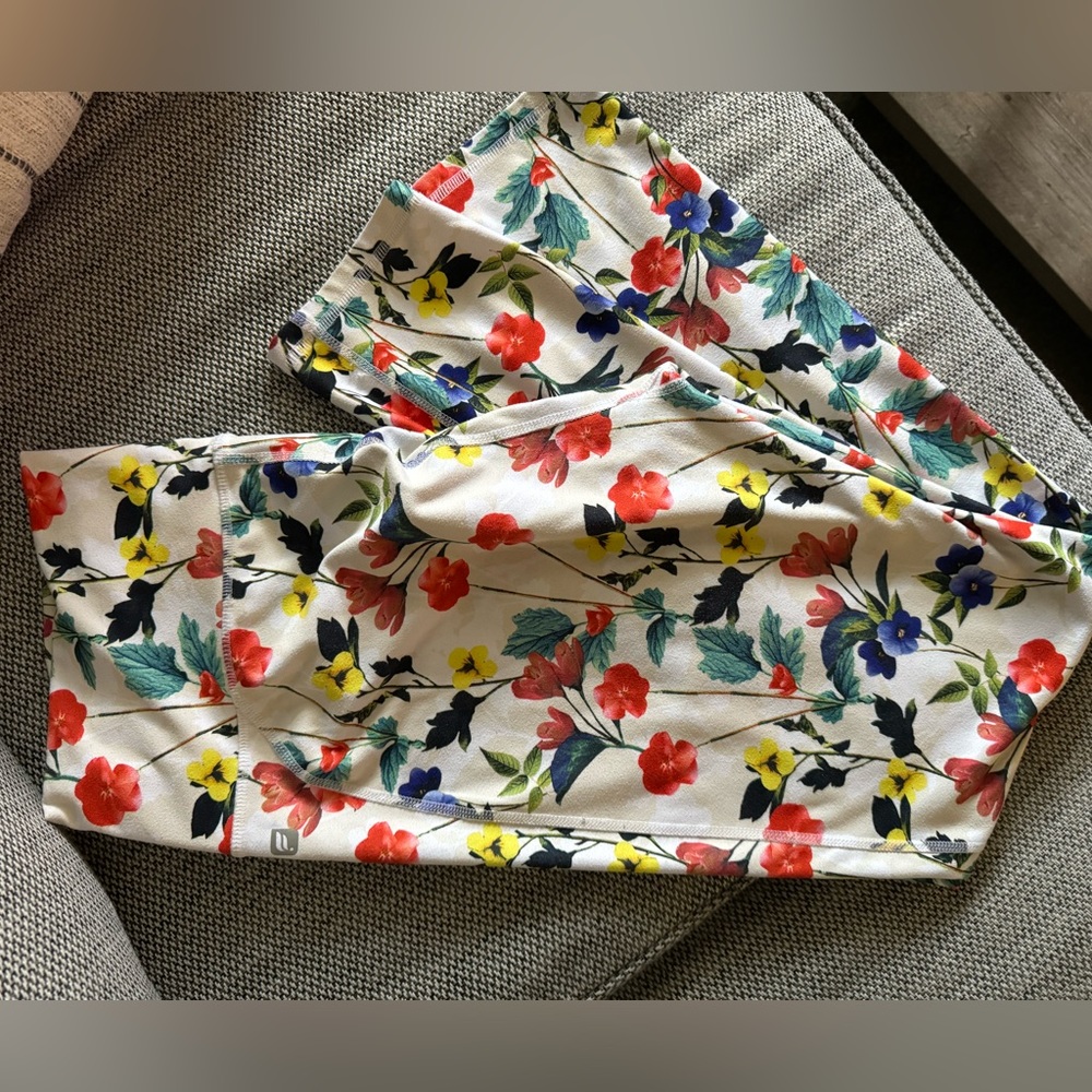 Fabletic Floral leggings size large